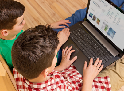 Kids using a notebook